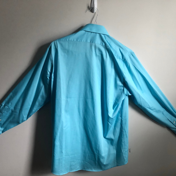 Cyan Van Heusen Spread Collar Dress Shirt